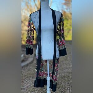 🦋 Floral Embroidered Sheer Kimono